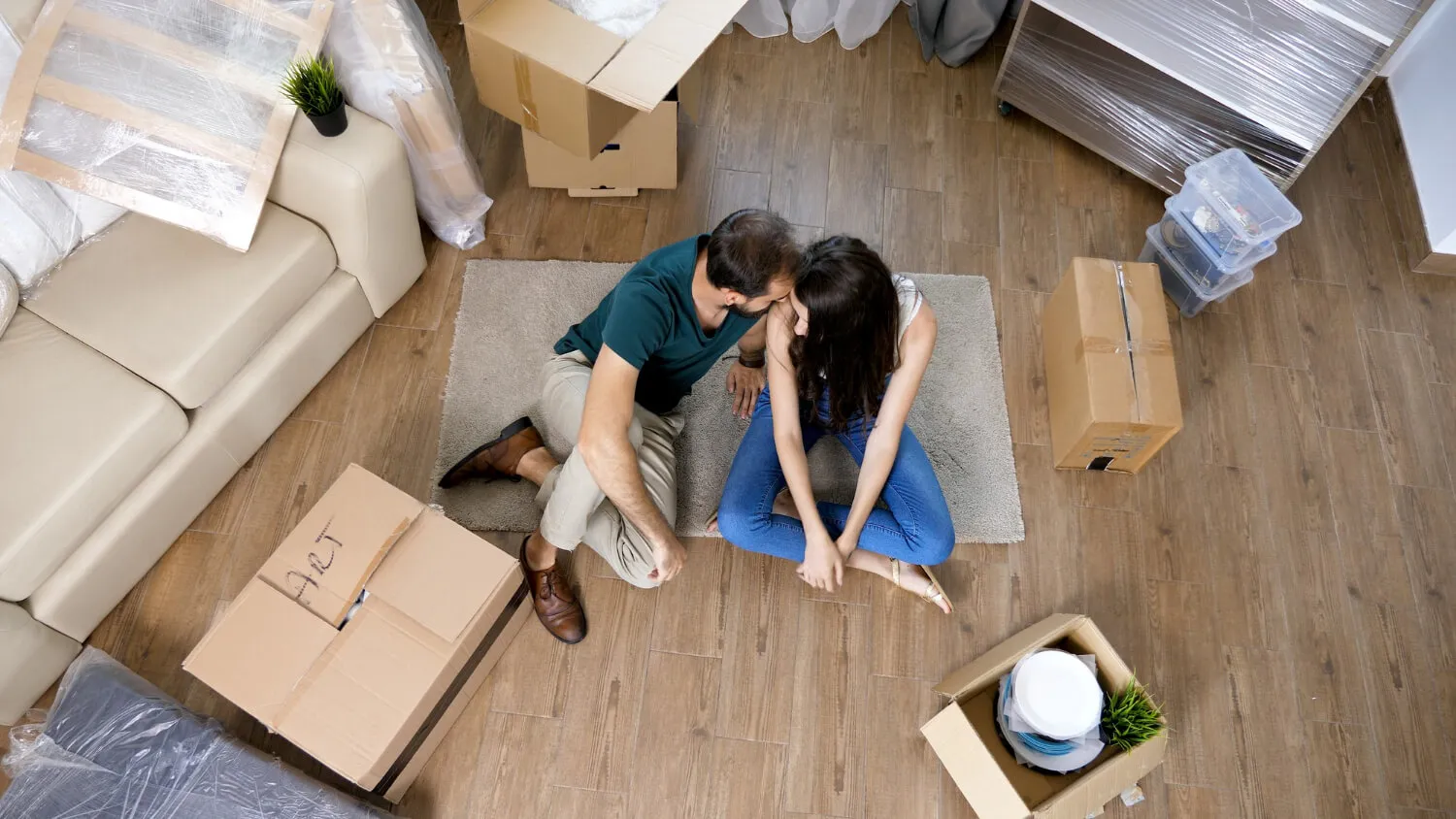 Entrega inmediata o sobre planos: ¿Cuál es la mejor elección para comprar vivienda en Colombia?